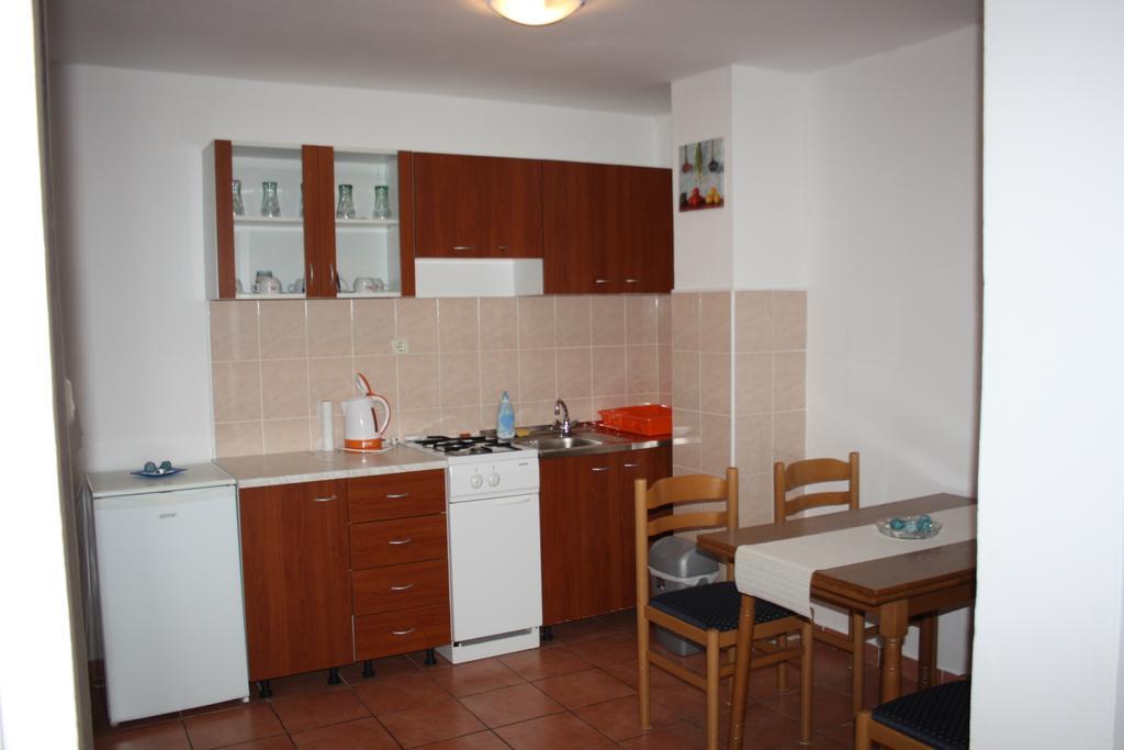 Guest House Tone Poljanak Szoba fotó